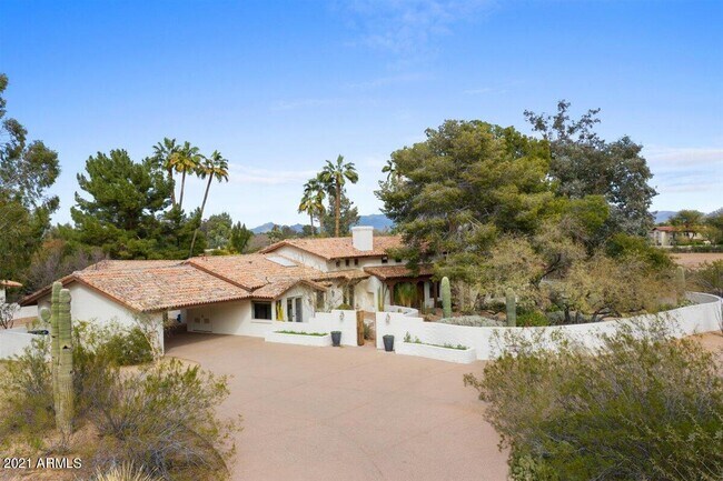 Foto del edificio - 5724 E Mockingbird Ln