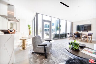 Building Photo - 8600 Wilshire Blvd