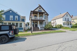 Building Photo - 34 Lagrange Ave