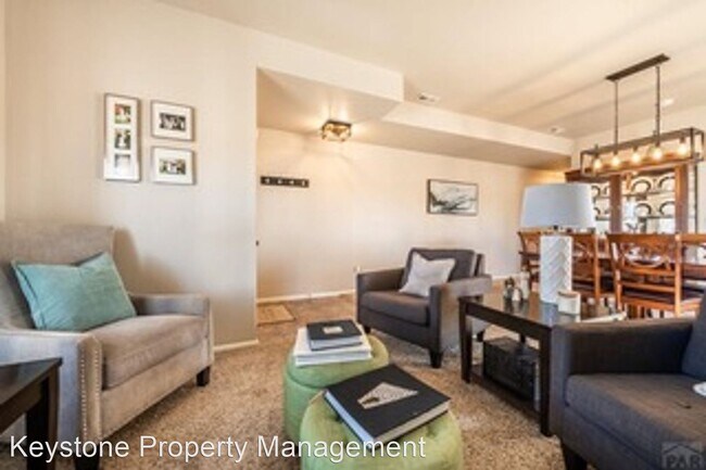 Foto del edificio - 4 br, 2.5 bath House - 136 S. Ensenada Drive