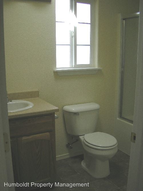 Building Photo - 1301 Anina Way