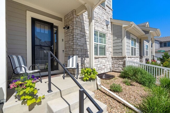 Building Photo - 8479 Cromwell Dr