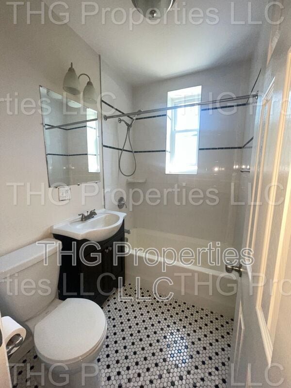 Photo - 641 Lincoln Ave Apartment