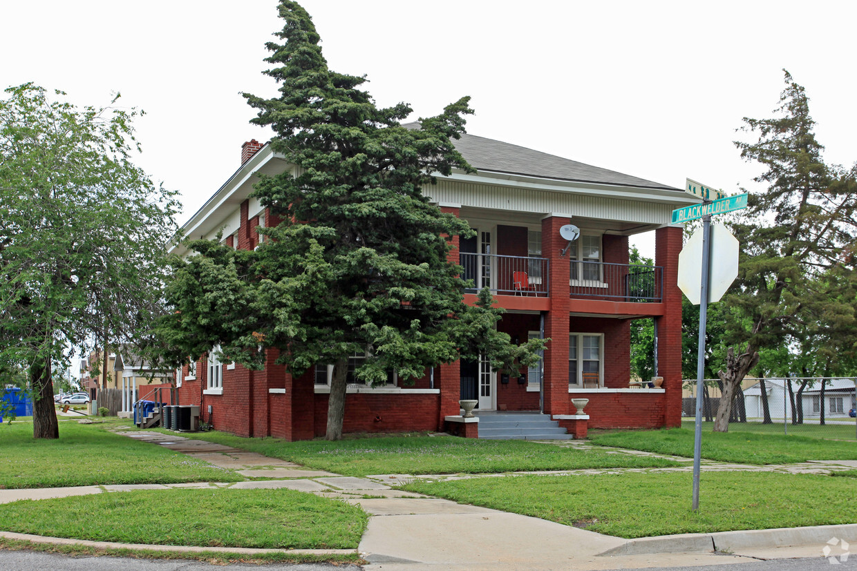 Foto del edificio - OKC University Apartments