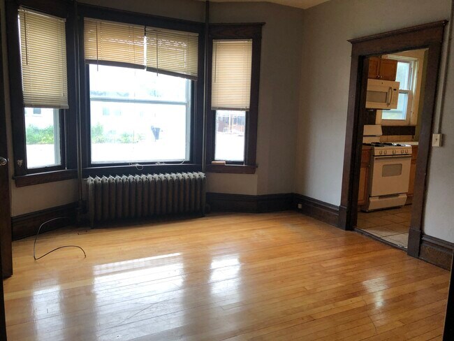 Foto del edificio - 1116 14th Ave SE