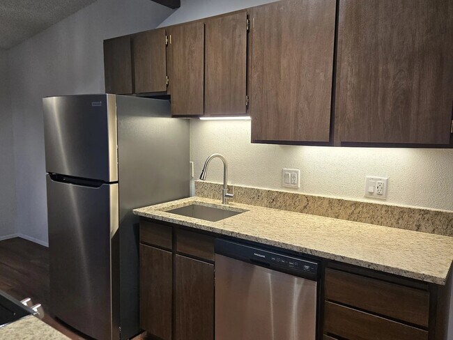 Foto del edificio - 17617 Linden Ave N