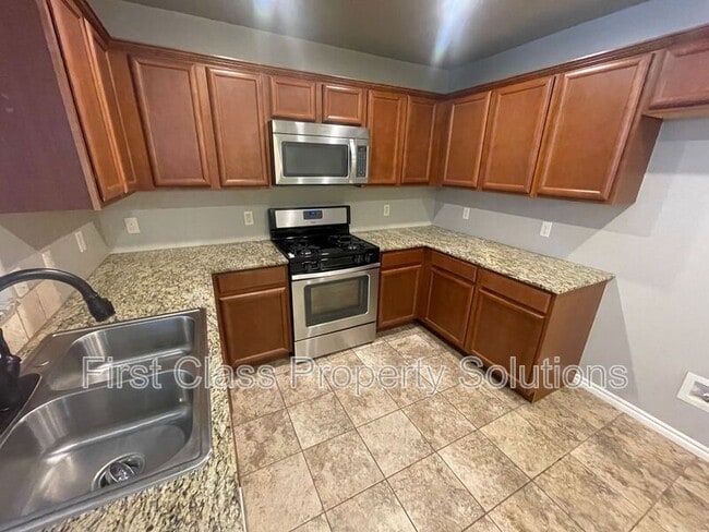 Photo - 129 Ashley Dr House