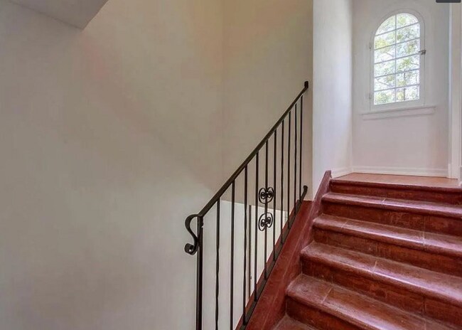 Stairs to the unit - 1512 Westerly Ter