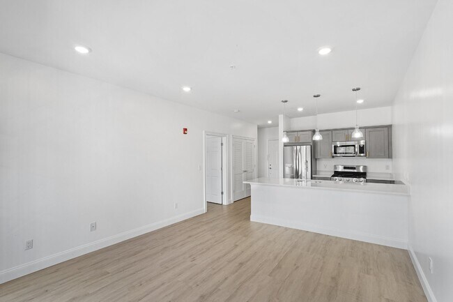 Foto del edificio - Brand New Barbara Anne Lofts.
