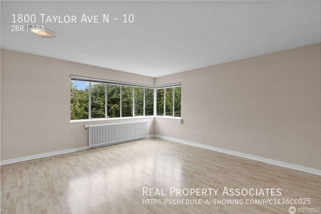 Foto del edificio - 1800 Taylor Ave N
