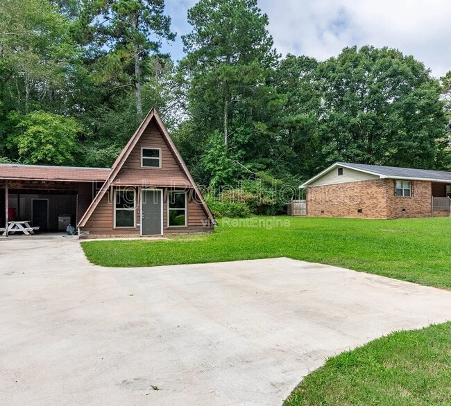 Building Photo - 1672 Johnson Rd
