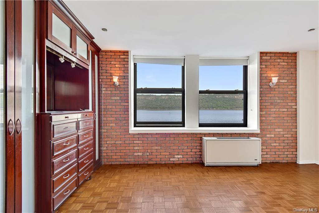 Foto principal - 23 Water Grant St