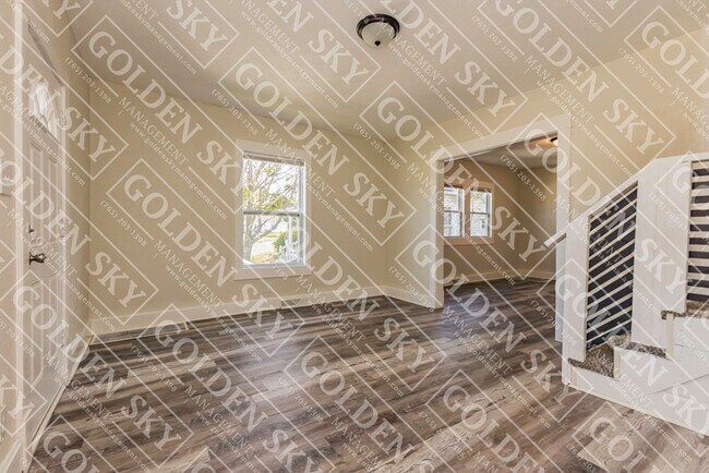 Foto del edificio - 1823 Grand Ave