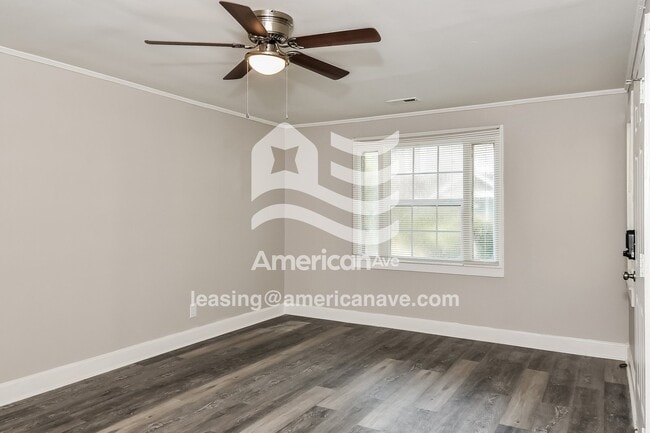 Foto del edificio - 613 Chesnut St