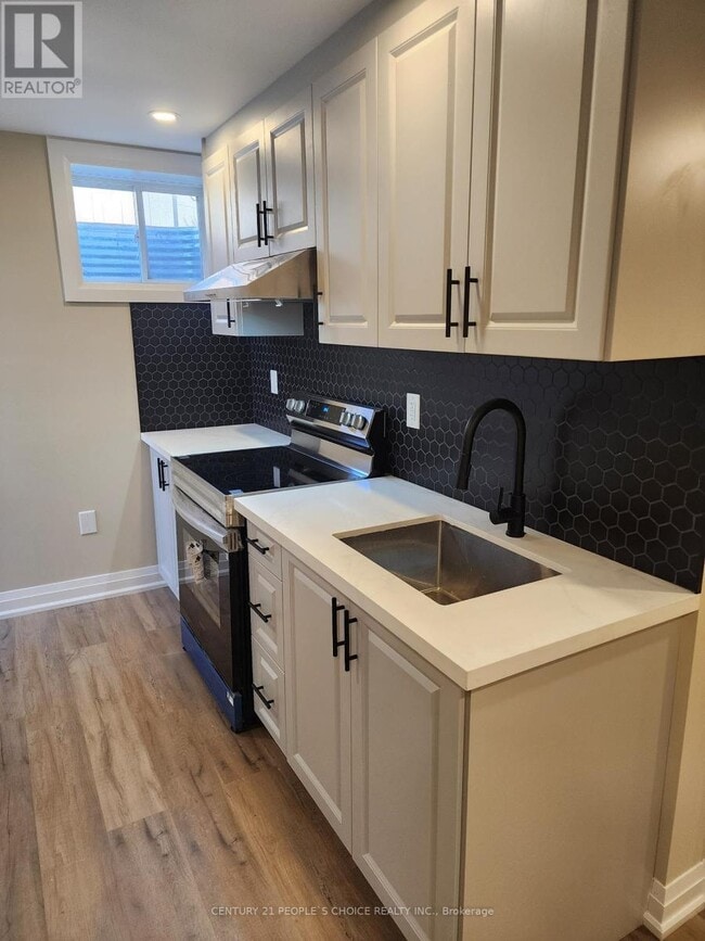 Building Photo - 744 Kennedy Cir W
