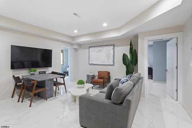 Foto del edificio - 5311 Atlantic Ave