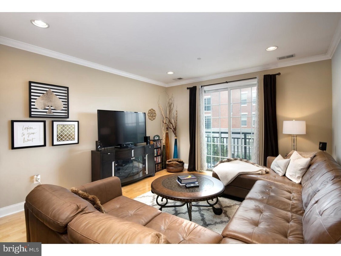 700 Commodore Court Unit 2719, Philadelphia, PA 19146 Condo for Rent