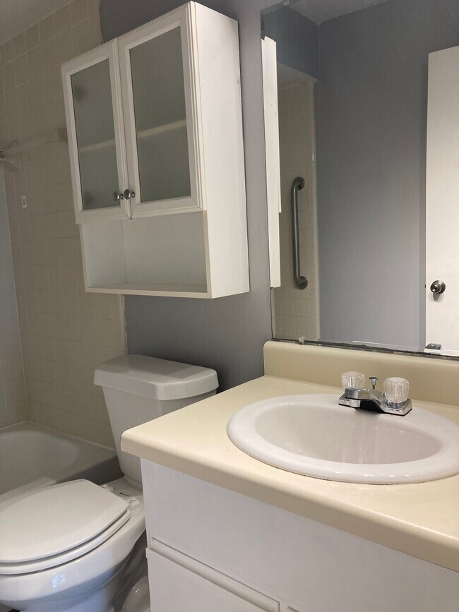 Foto del edificio - 1502 Northlake Dr
