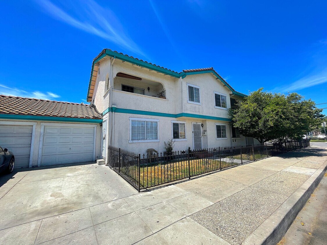 55-57 S. 33rd Street - 55-57 S. 33rd Street