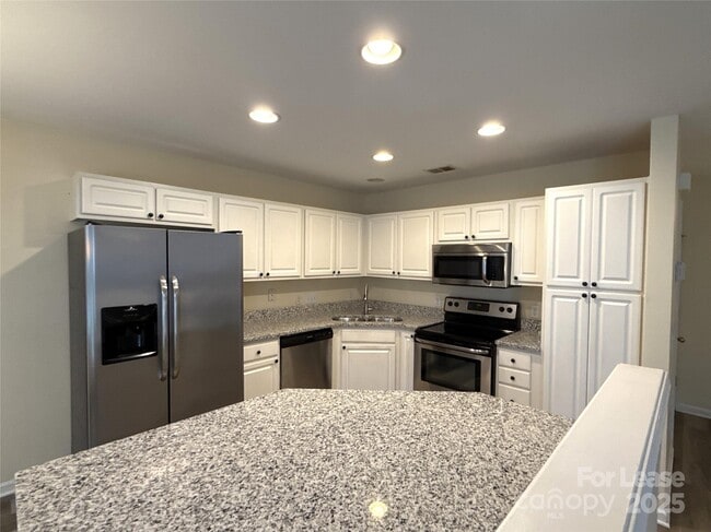 Foto del edificio - 10012 University Park Ln