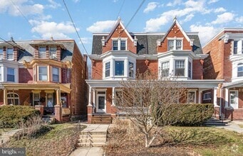 Building Photo - 340 College Ave