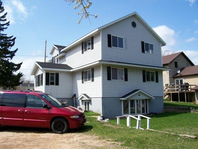 Foto del edificio - N16518 Oak St