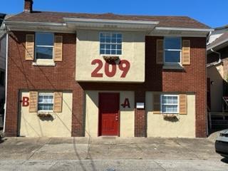 Primary Photo - 209 Glenwood Ave