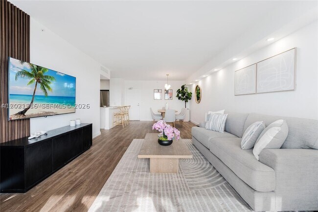 Foto del edificio - 1500 Bay Dr E