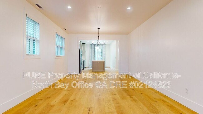 Building Photo - 1628 Jenna Pl
