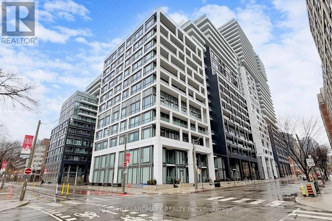 Building Photo - 60 Princess St