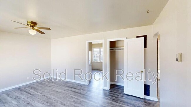 Building Photo - 1214 Janes Ln