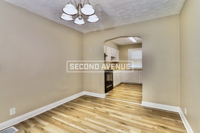 Foto del edificio - 651 S 37th St