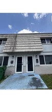 Building Photo - 2240 NW 59th Wy
