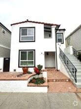 Building Photo - 61 Savona Walk
