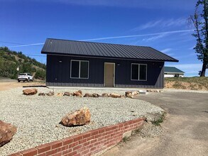 Building Photo - 15671 Swasey Dr