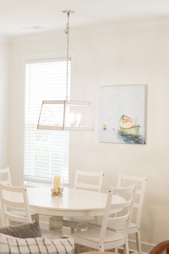 Foto principal - 2418 Arctic Ave