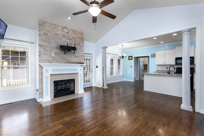 Building Photo - 3 br, 2 bath House - 667 Crossings Ct 667 ...