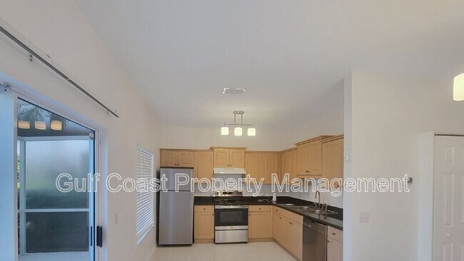 Building Photo - 7623 Plantation Cir