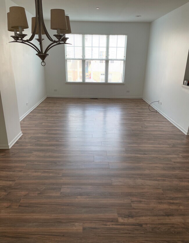 Foto del edificio - 1242 Evergreen Ave