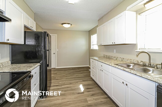 Building Photo - 4813 Michael Dr