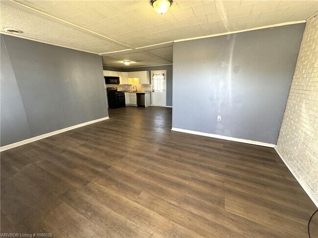 Foto del edificio - 107 S Oak St