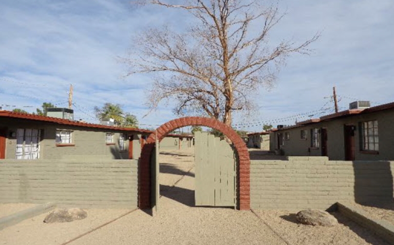 Primary Photo - 1416 E Cinnabar Ave