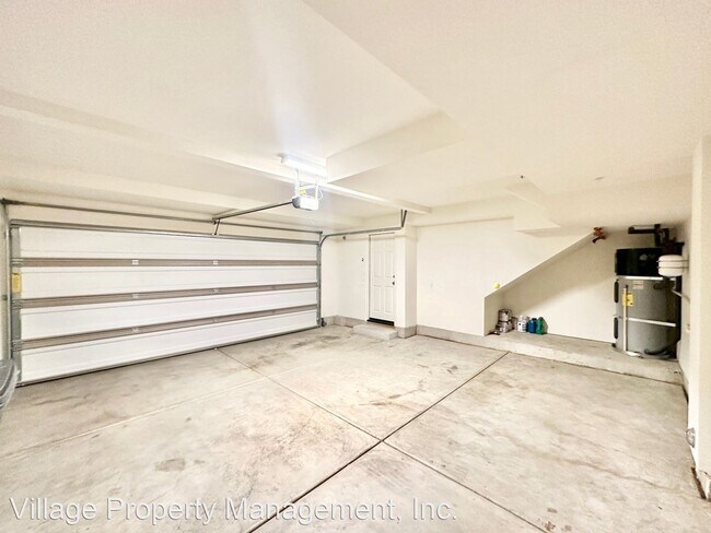 Building Photo - 2 br, 2.5 bath House - 344 Fitzpatrick Roa...