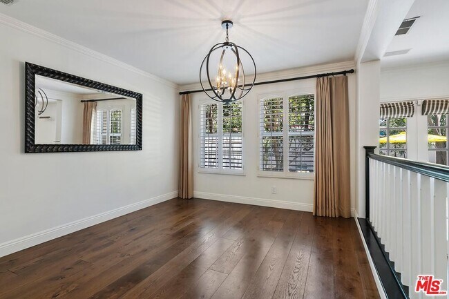 Foto del edificio - 20950 W Oxnard St