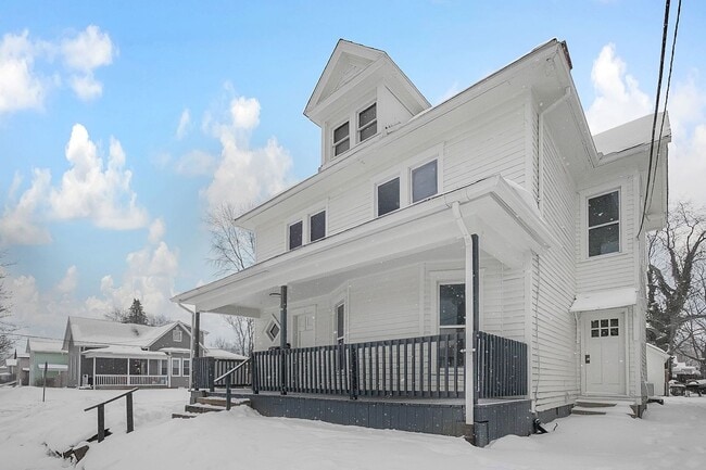 Building Photo - 51 E North St