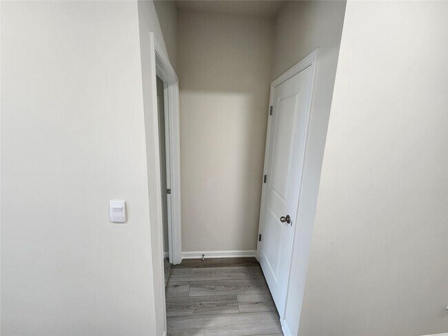 Foto del edificio - 235 Vly Oak Dr