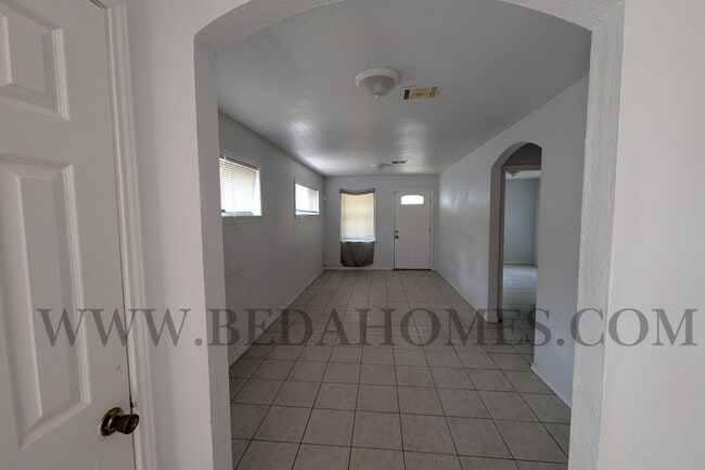 Foto del edificio - 2908 Wipprecht St