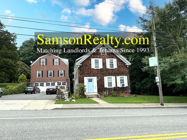 Building Photo - 2288 Cranston St