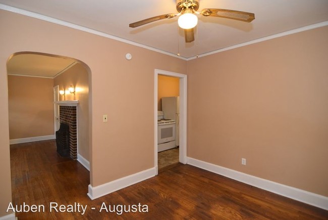 Foto del edificio - 3 br, 1 bath House - 3027 Wrightsboro Road