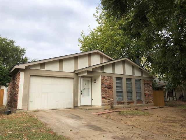 Primary Photo - 5415 King Manor Dr